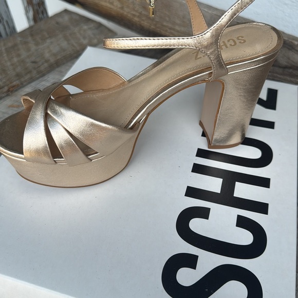 SCHUTZ Gold Strappy Heels Elegant Design - Picture 3 of 4